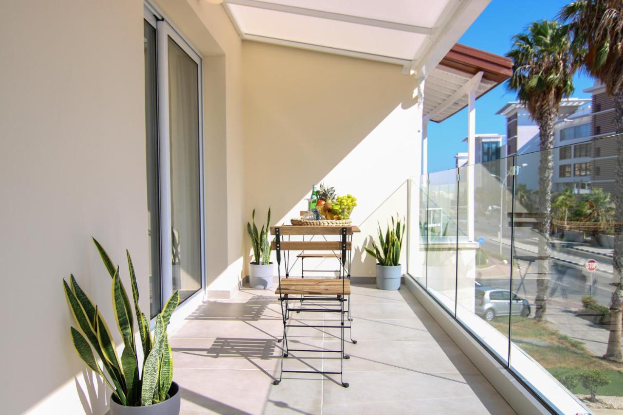 Phaedrus Living Seaview Luxury Flat Limnaria 153 Daire Pafos Dış mekan fotoğraf